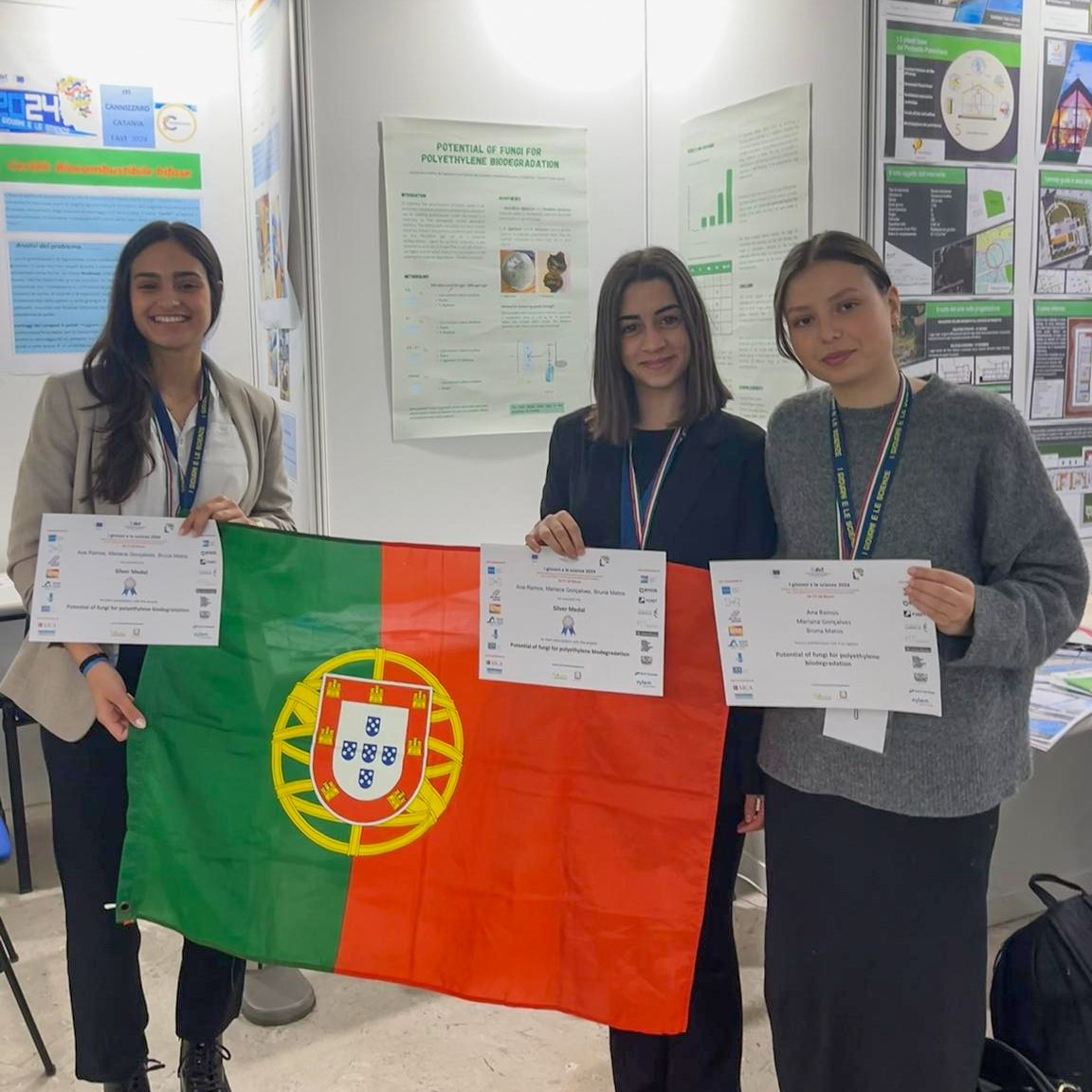 Young people from Alentejo win a prize in a science competition in Italy